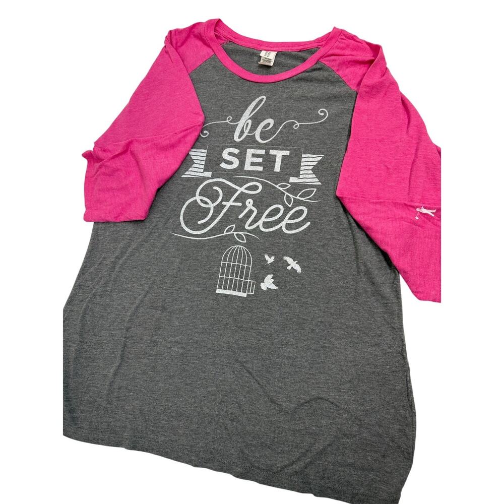 SKU3131 District Made Women's Plus Size XL Gray & Pink "Be Set Free"  Top